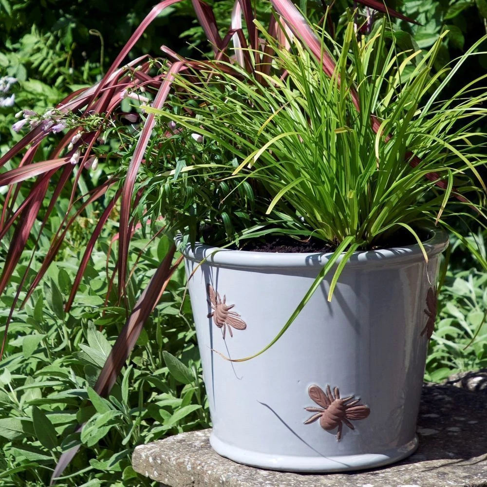 Woodlodge 38cm Grey Bee Planter 4 Woodlodge 38cm Grey Bee Planter - Image 2